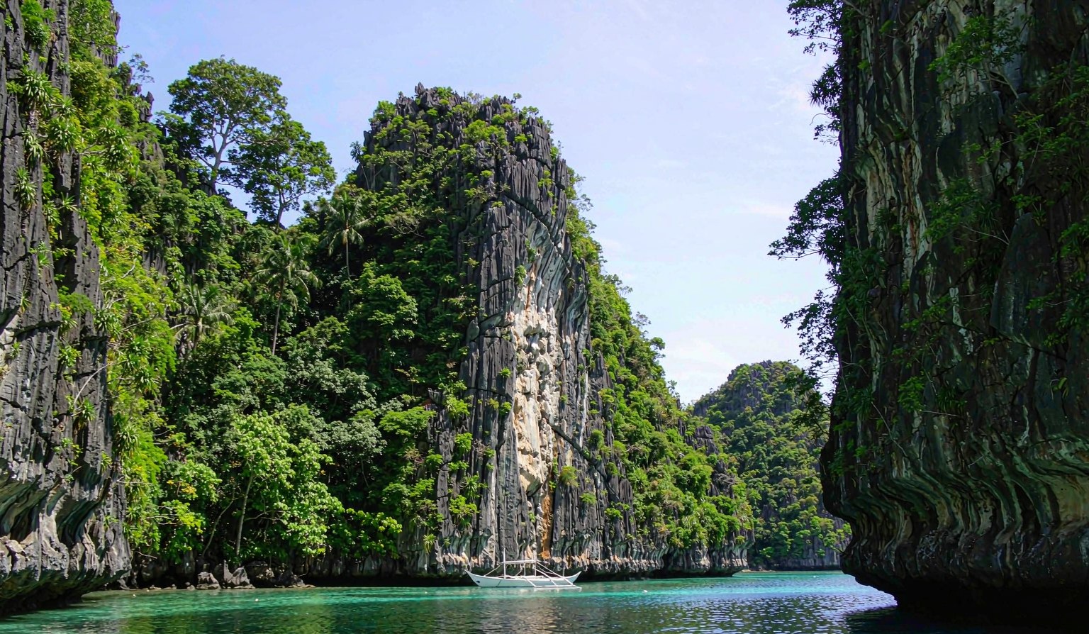 Philippines — halal-friendly small-group travel